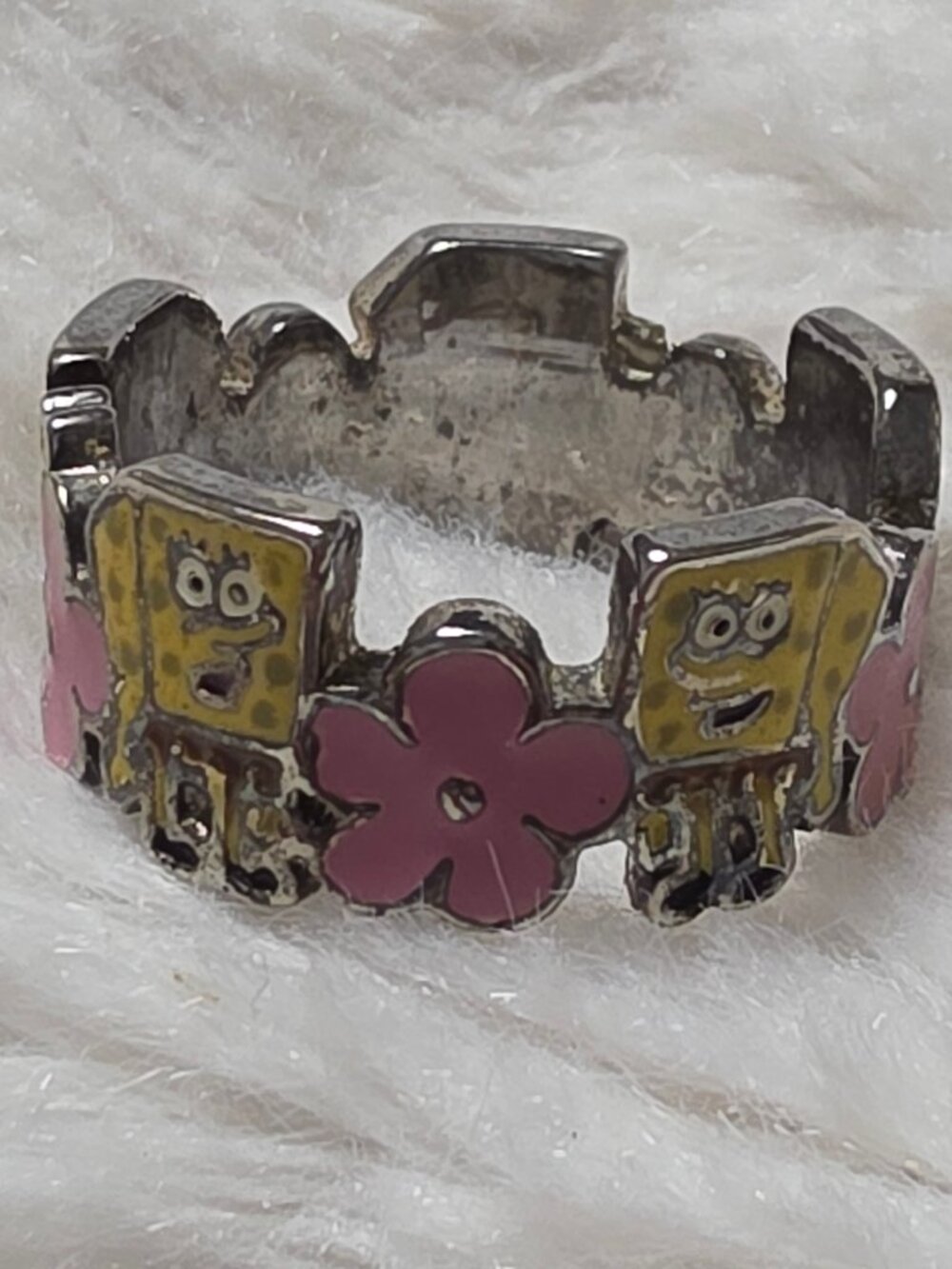 Vintage Y2K SpongeBob SquarePants Enamel Die-Cut Band Ring Flower Nickelodeon